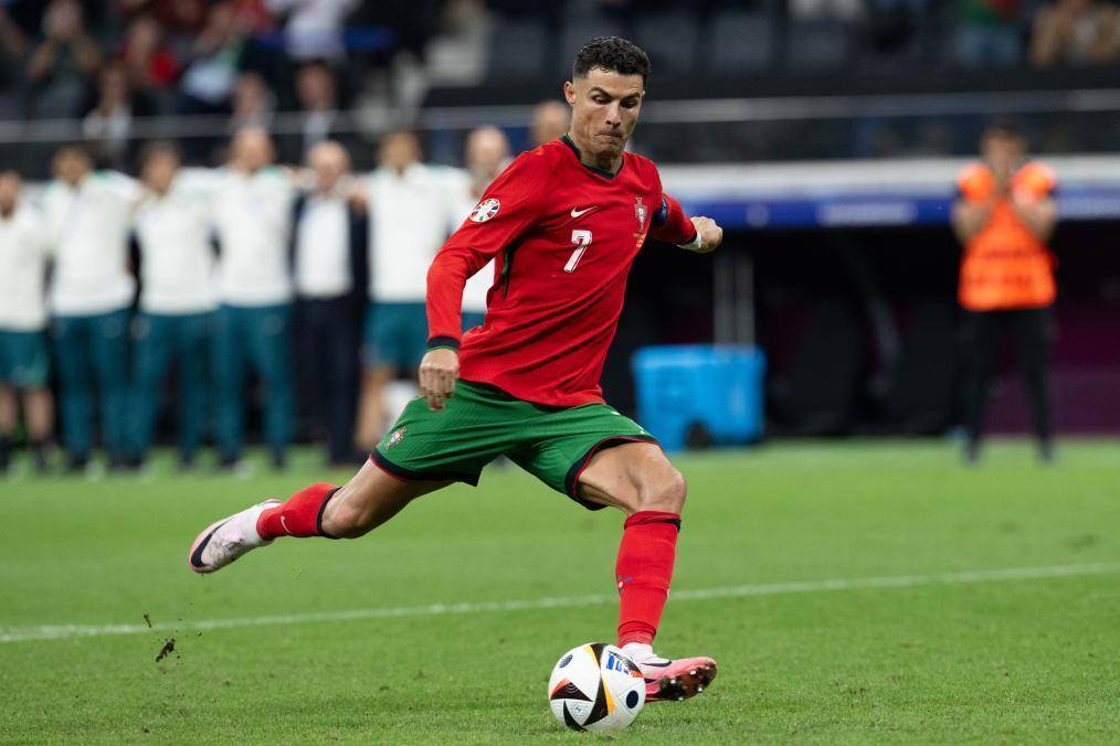 广厦的攻防 广厦的攻防