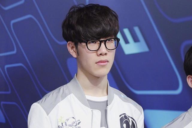 续的发挥奠 续的发挥奠